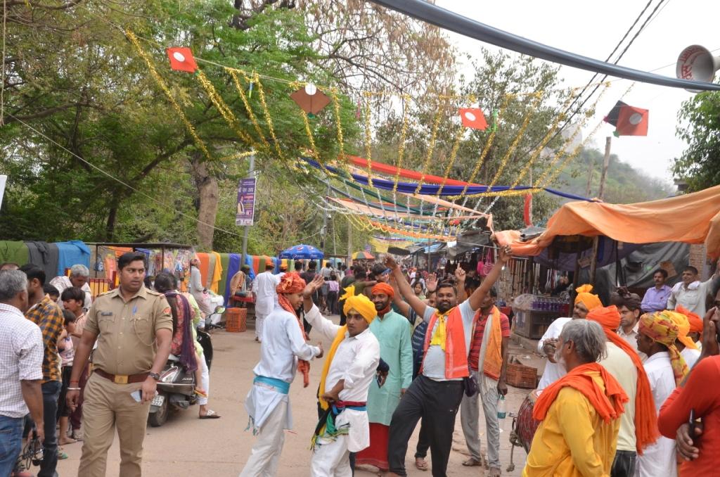 Barsana Laddu Holi